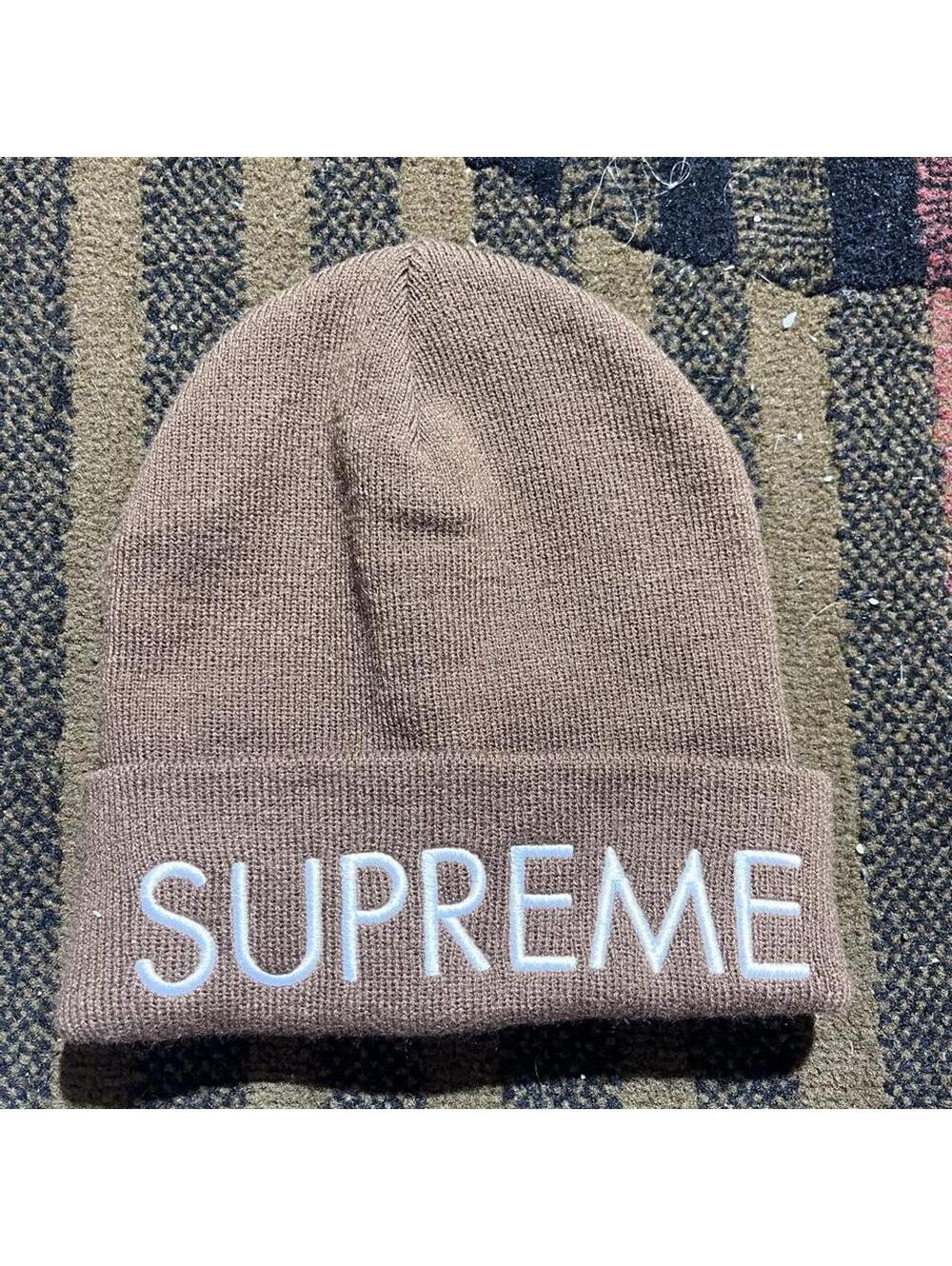 Supreme Cuff Logo Beanie in brown/taupe from FW18